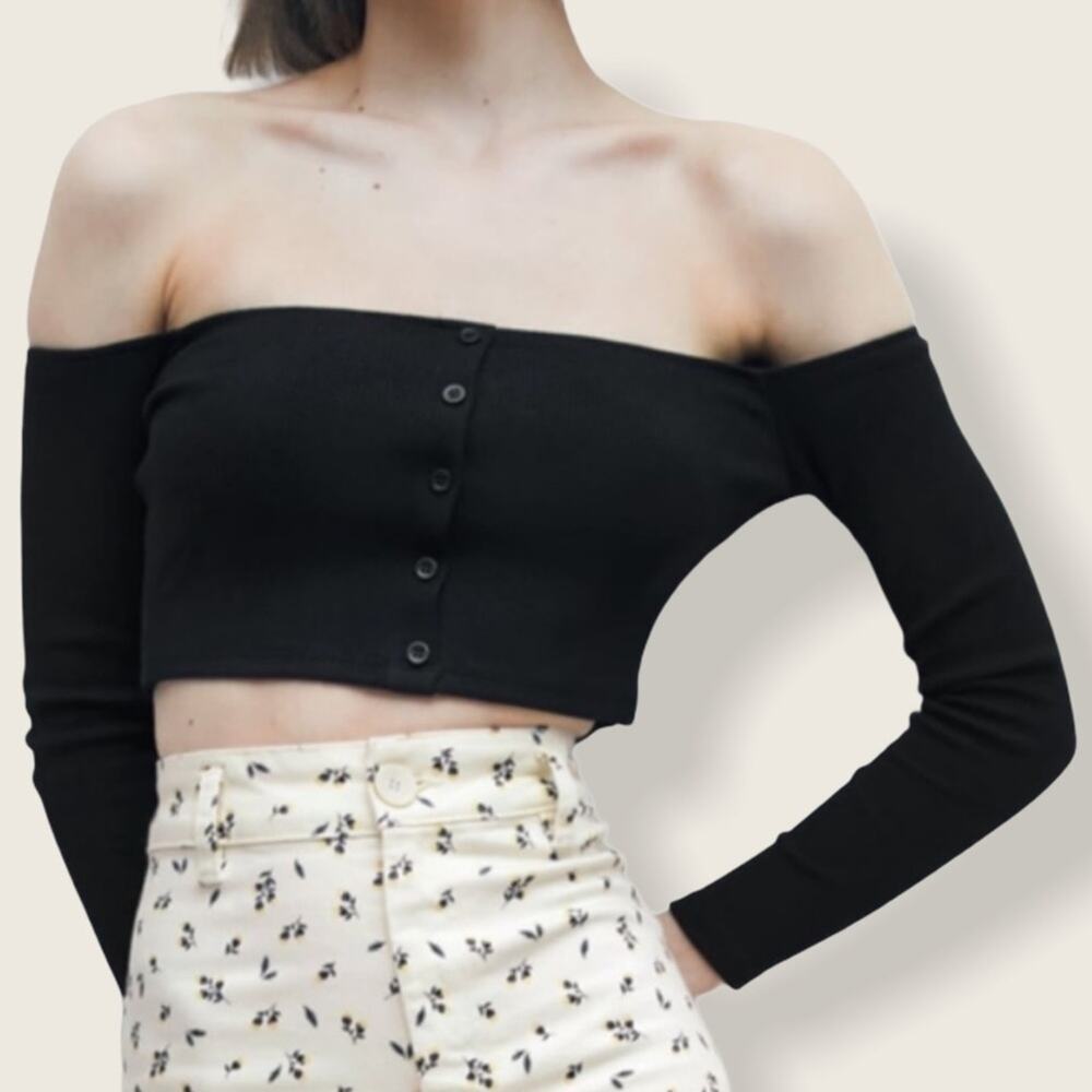NWT | Zara | Off-Shoulder Button Down Crop Top | Black | Small